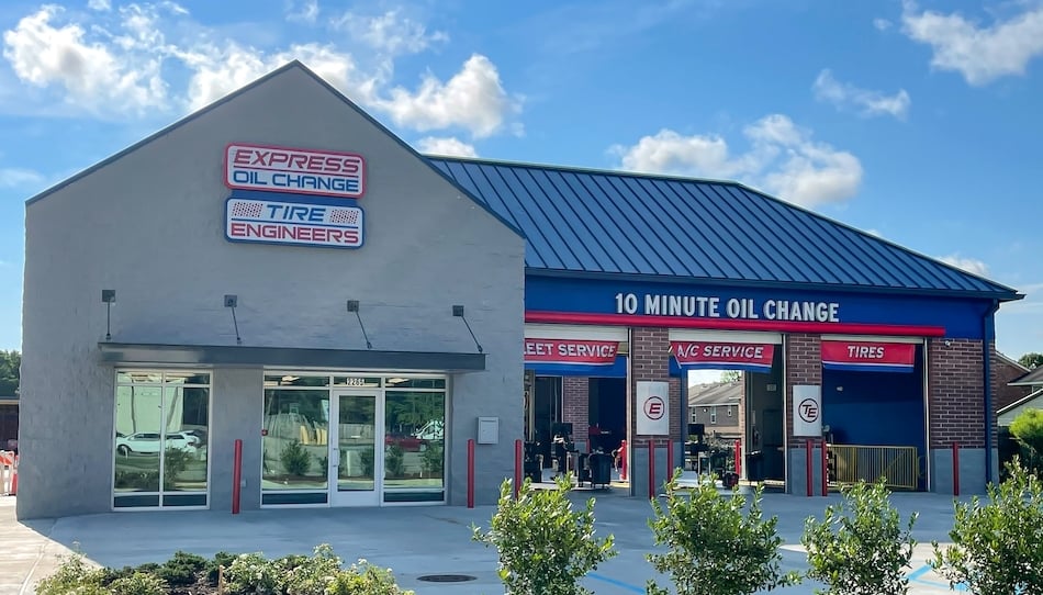 Express Oil Change & Tire Engineers - O'Neal | Baton Rouge, LA 70816
