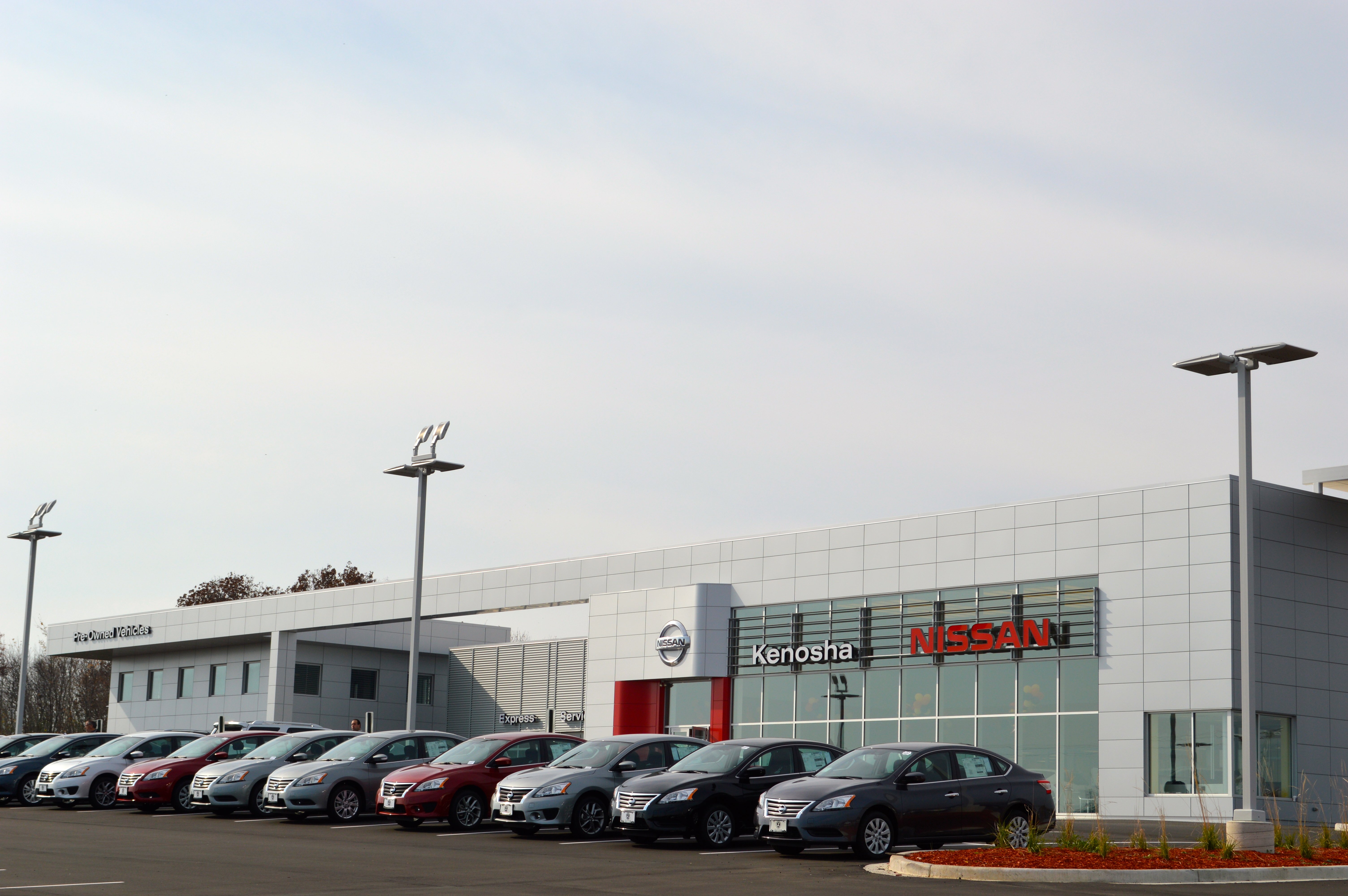 BOB ROHRMAN KENOSHA NISSAN in Kenosha, WI 53142