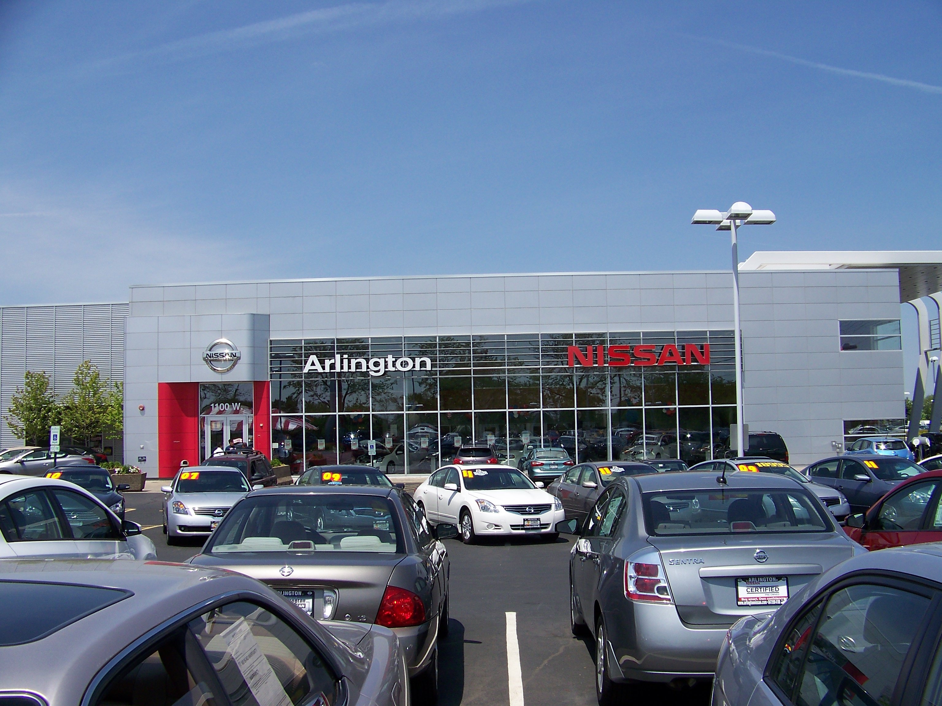 Arlington Nissan in Arlington Heights, IL 60004
