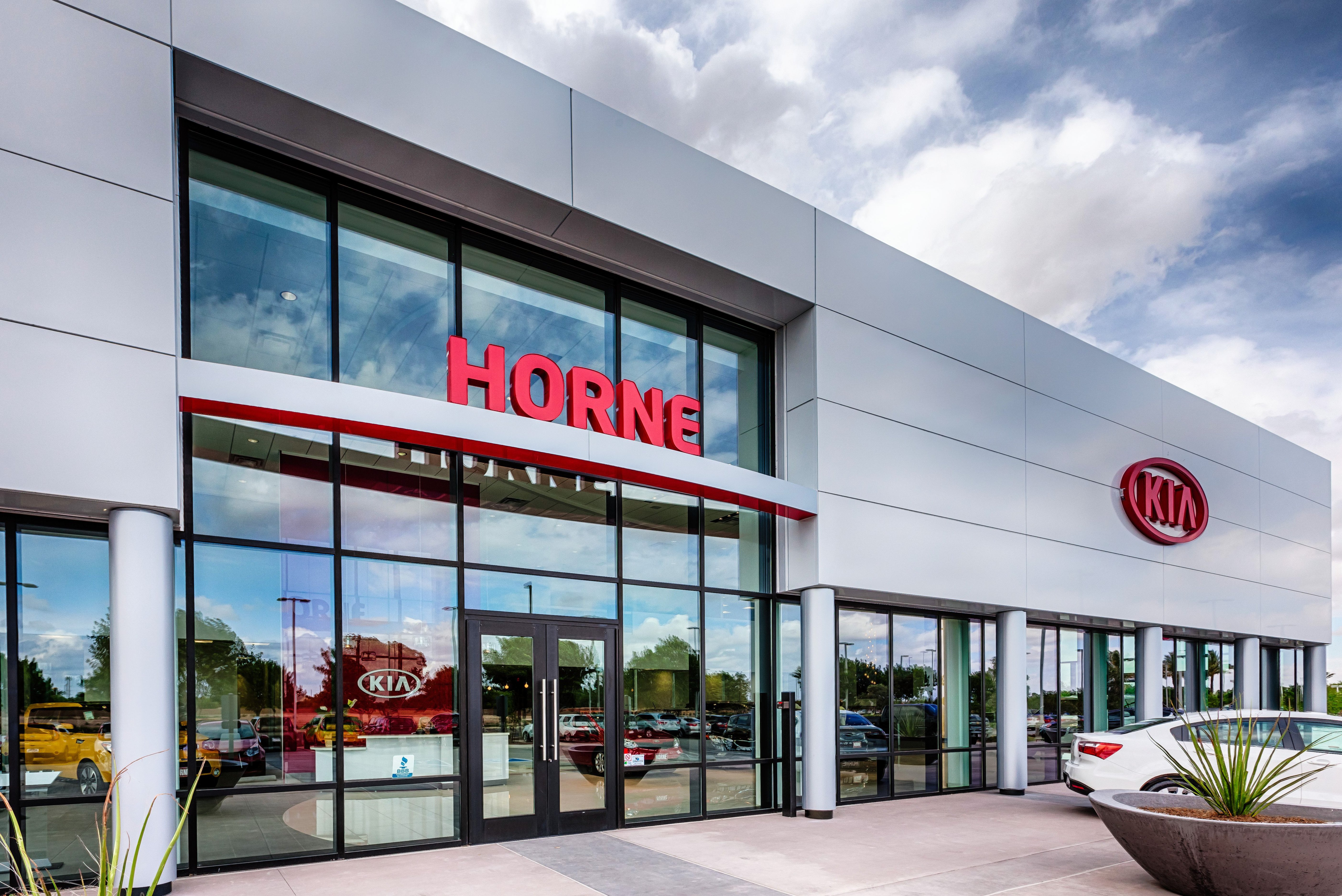 Horne KIA in Gilbert, AZ 85233