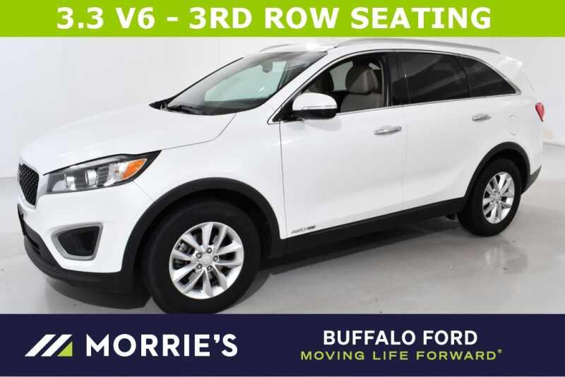 2016 Kia Sorento White, 102K miles for Sale