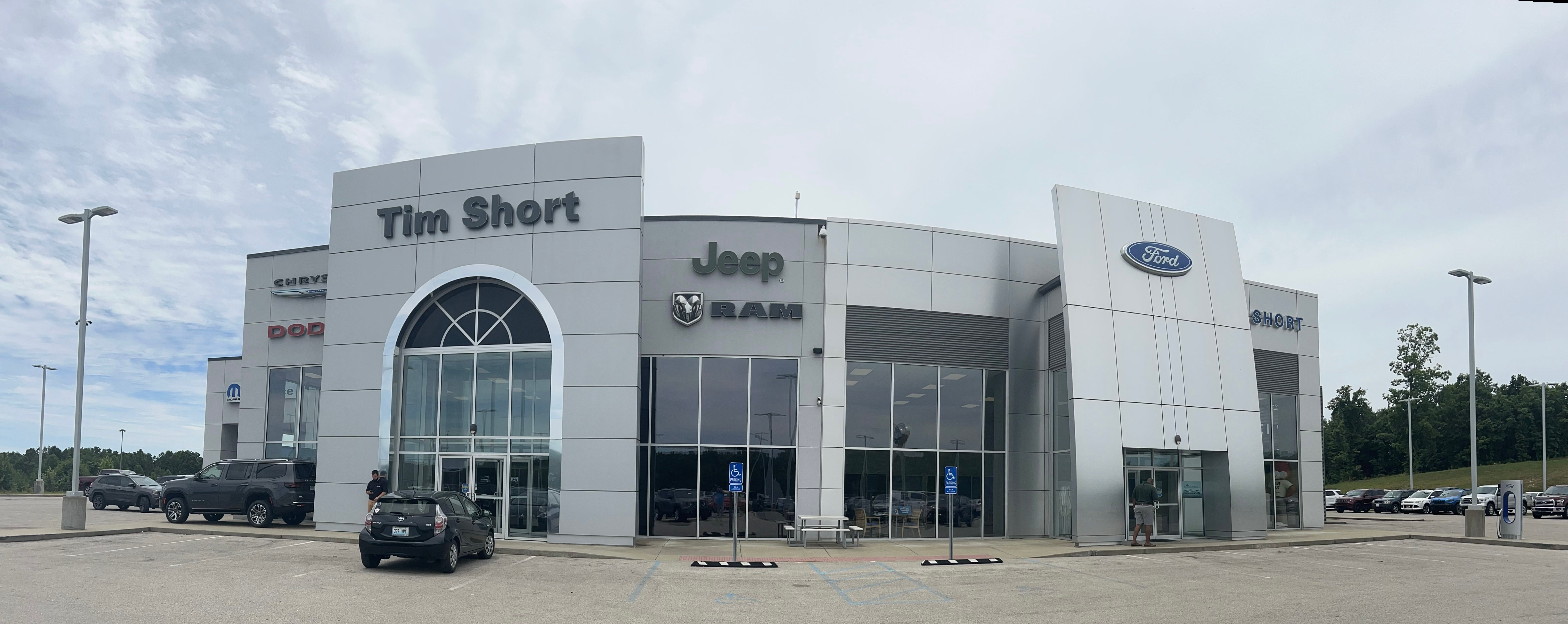 Tim Short Chrysler Dodge Jeep RAM Ford of Morehead in Morehead, KY 40351