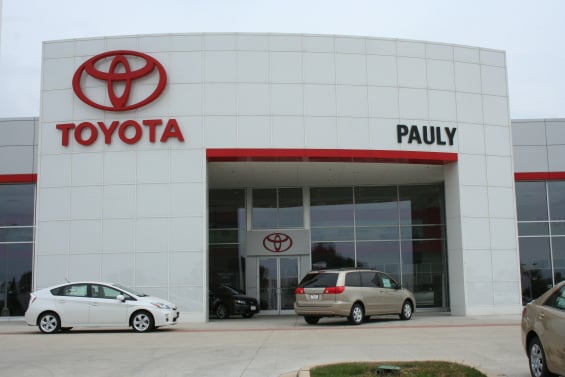 Pauly Toyota in Crystal Lake, IL 60014