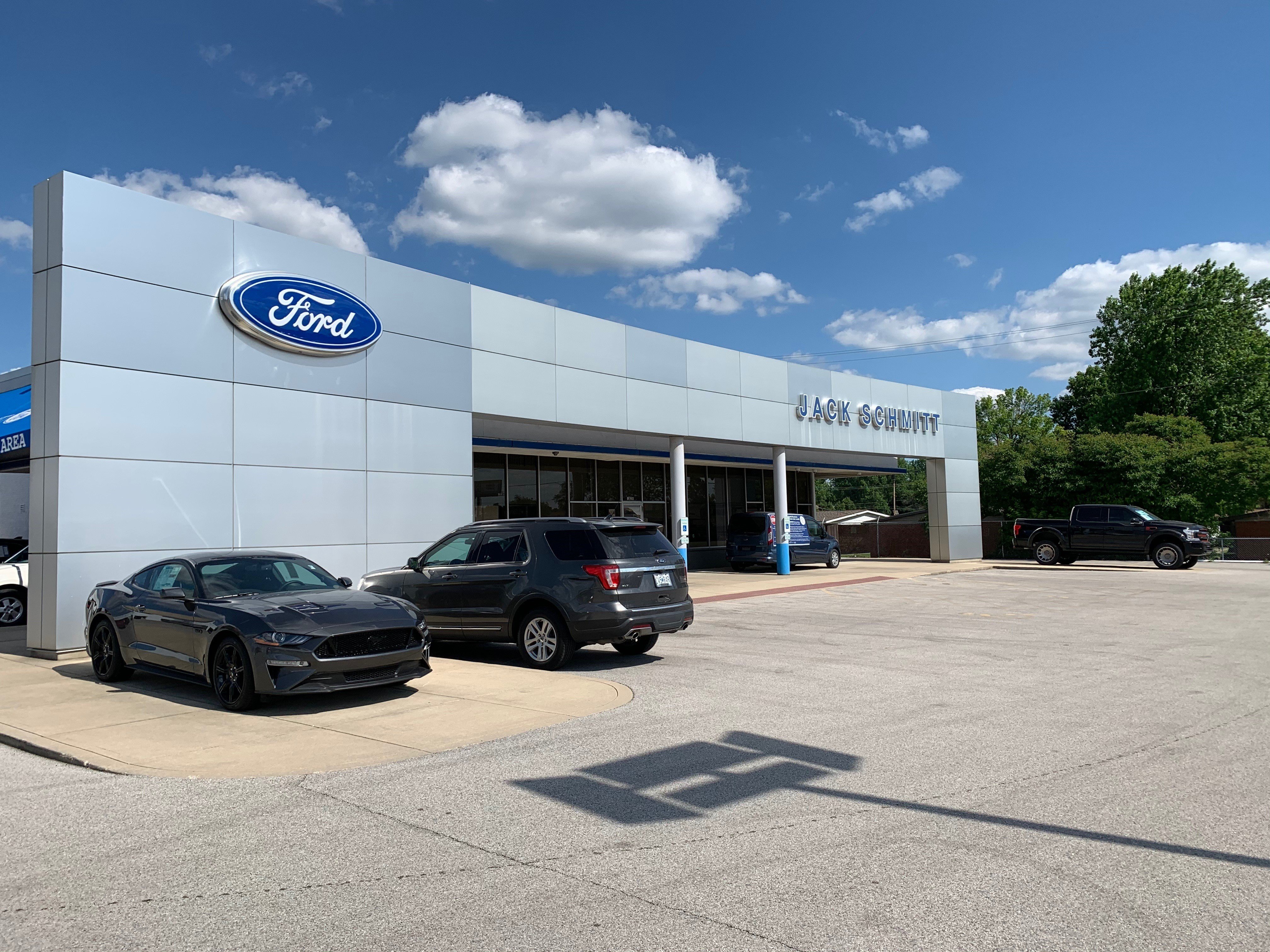 Jack Schmitt Ford in Collinsville, IL 62234