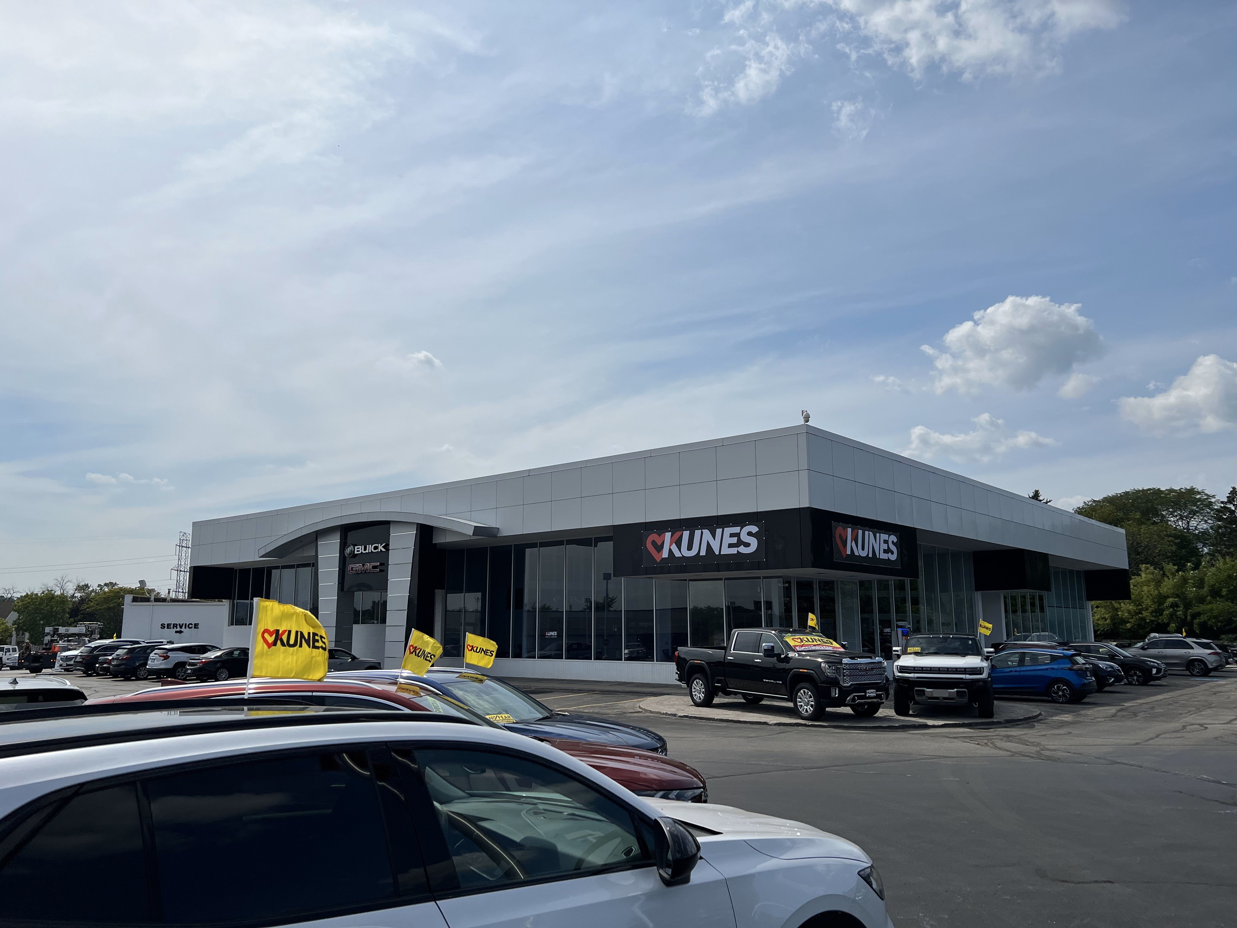 Kunes Buick GMC of Greenfield in Milwaukee, WI 53228