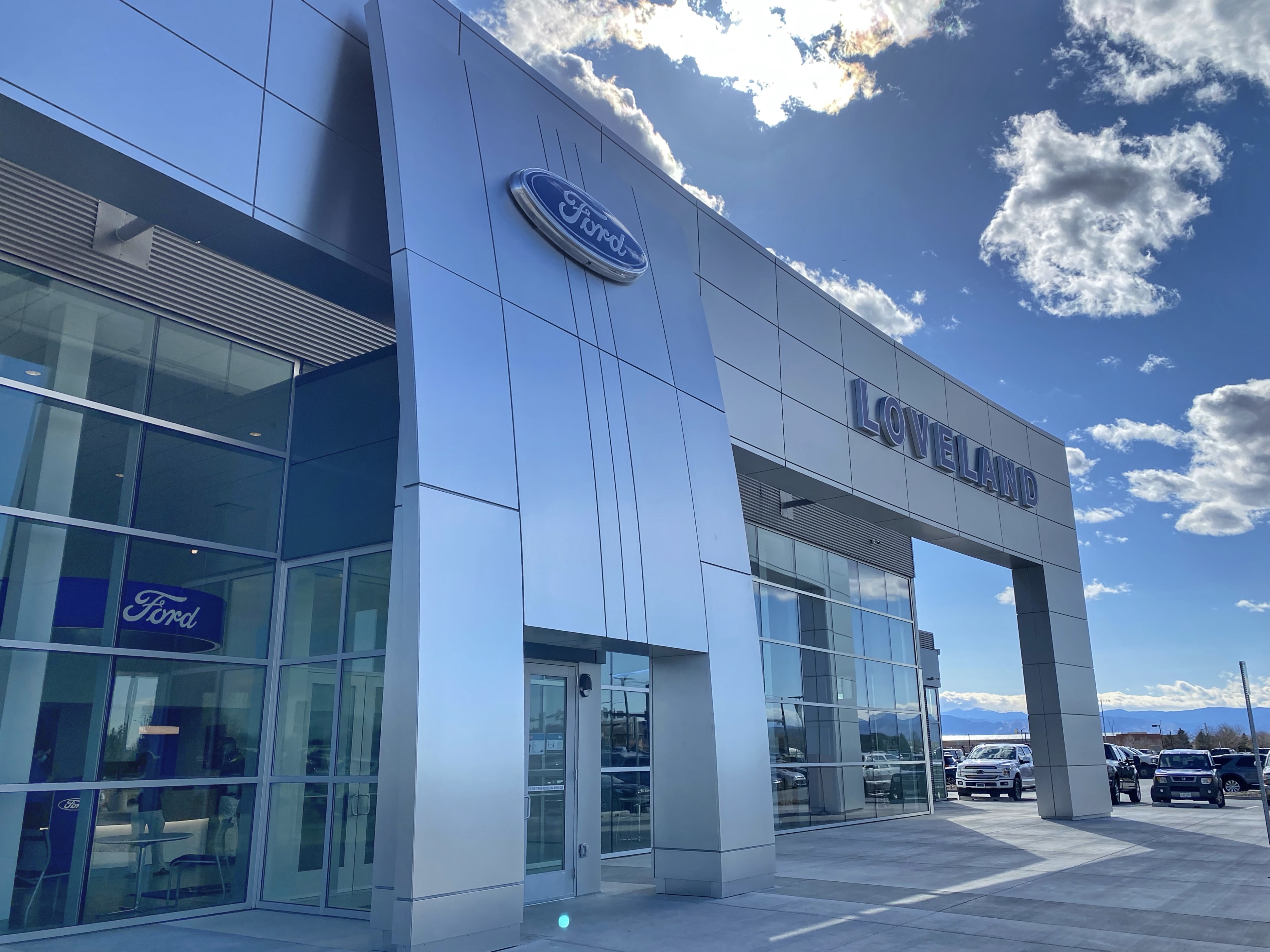 Loveland Ford Lincoln in Loveland, CO 80537