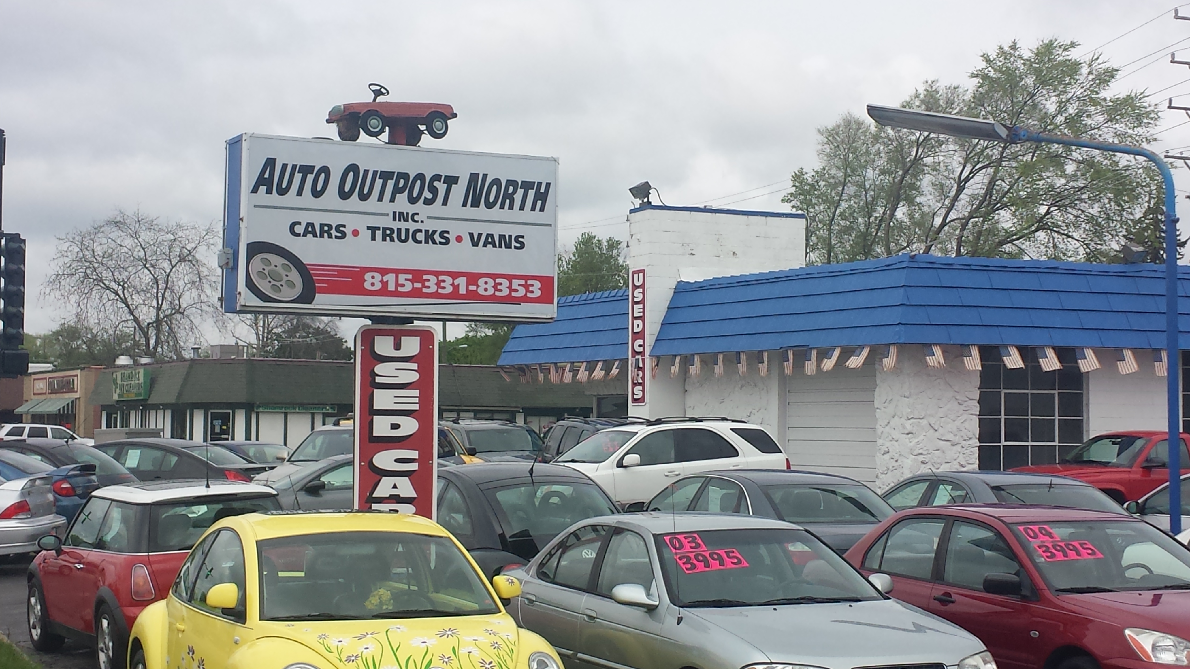 Auto Outpost North in McHenry, IL 60050