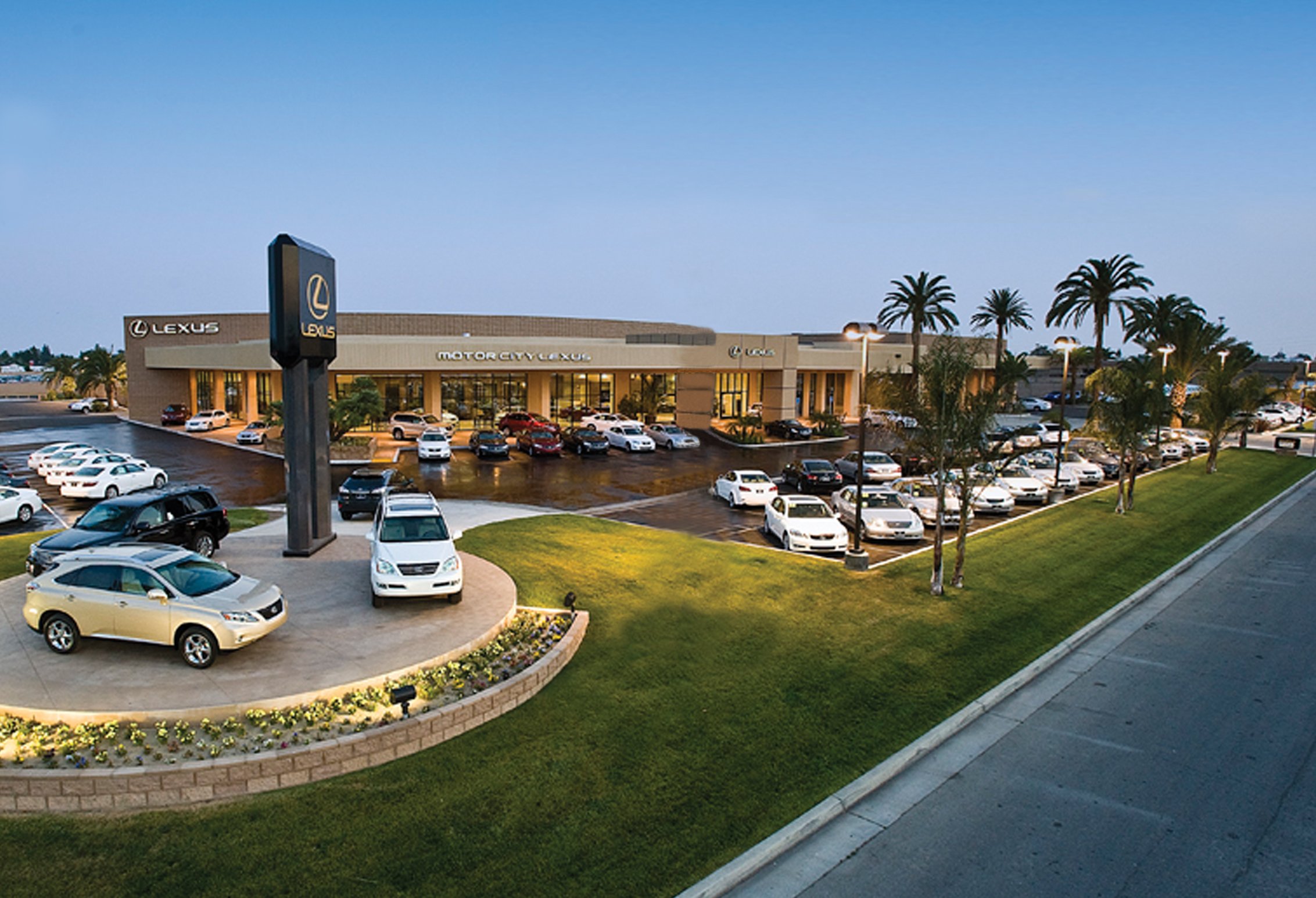 Motor City Lexus of Bakersfield in Bakersfield, CA 93313