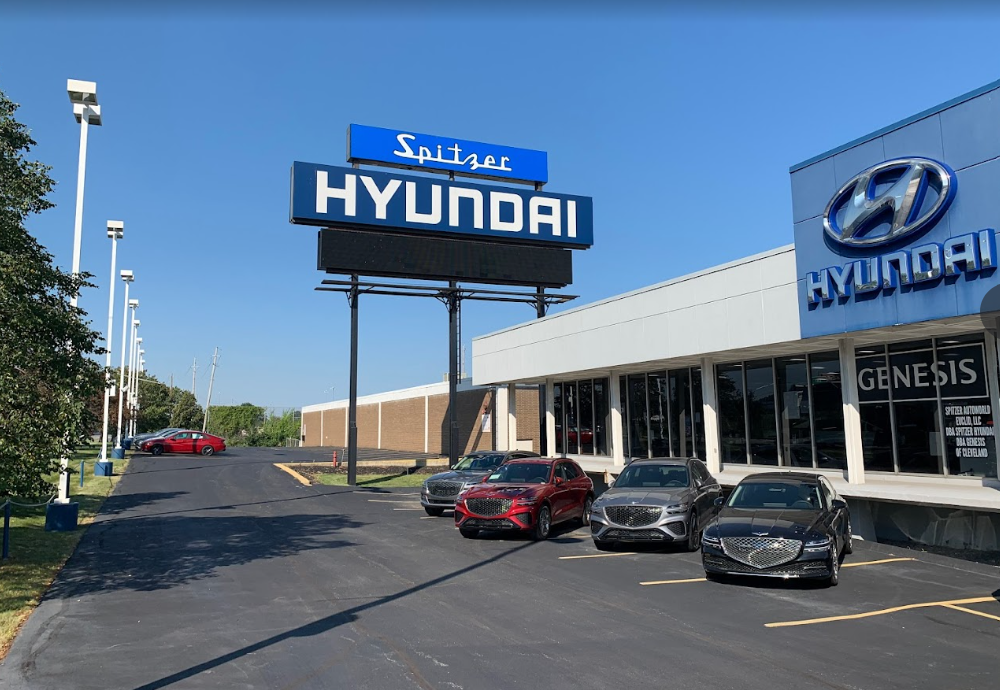 Spitzer Hyundai in Cleveland, OH 44119
