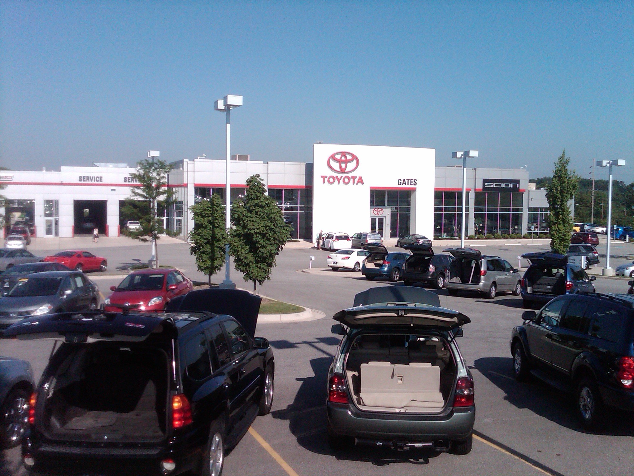 Gates Toyota / GatesDelivers.com in South Bend, IN 46614