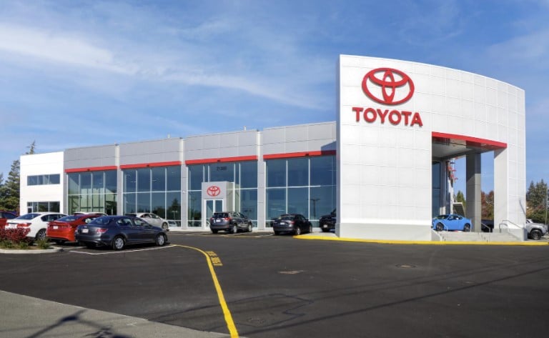 Swickard Toyota in Edmonds, WA 98026