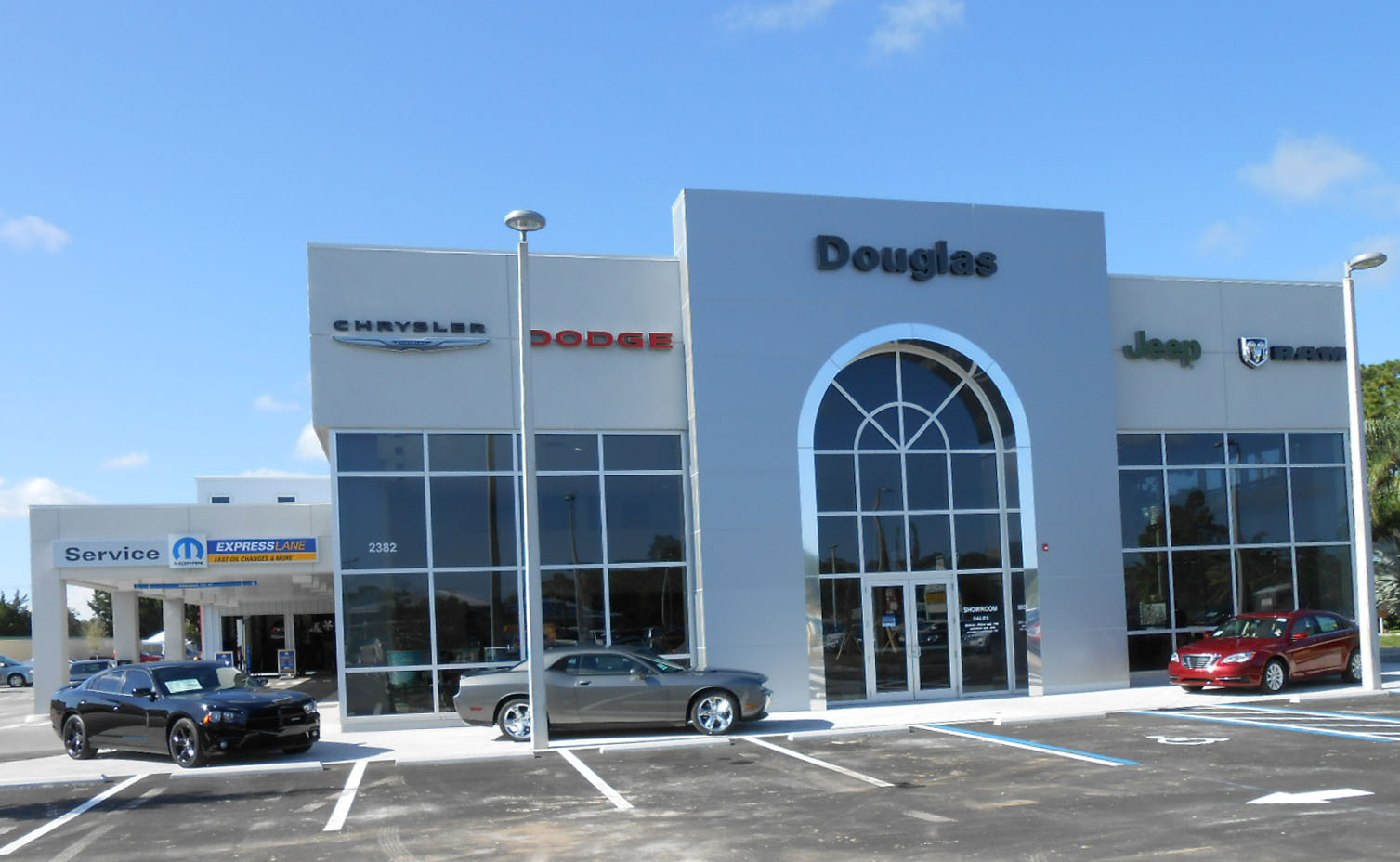 Douglas Jeep Chrysler Dodge Ram in Venice, FL 34293