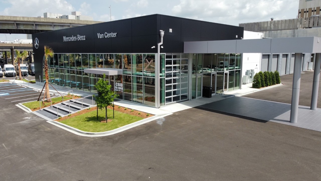 Mercedes-Benz Van Center New Orleans in New Orleans, LA 70112
