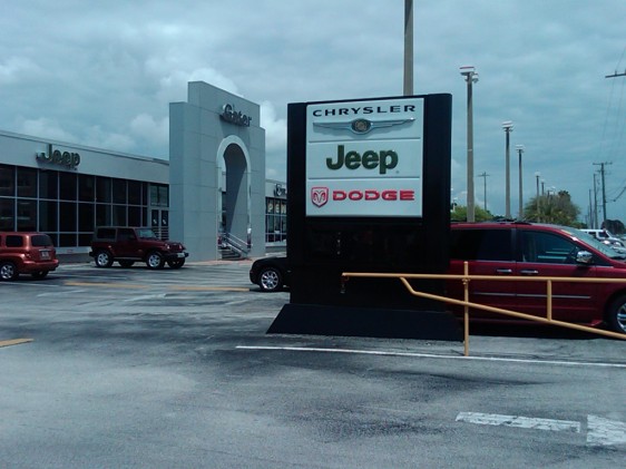 Gator Chrysler Dodge Jeep RAM in Melbourne, FL 32901