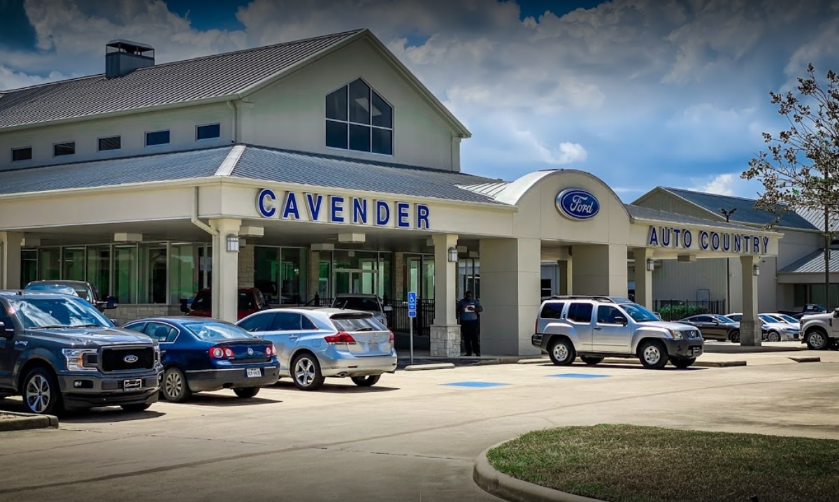 Cavender Ford in Columbus, TX 78934