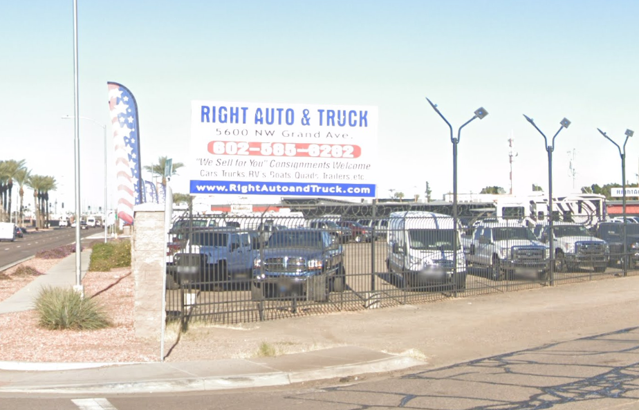 Right Auto and Truck Sales in Glendale, AZ 85301