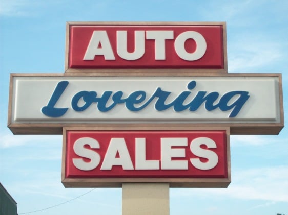 Lovering Auto Sales in Lakeland, FL 33801