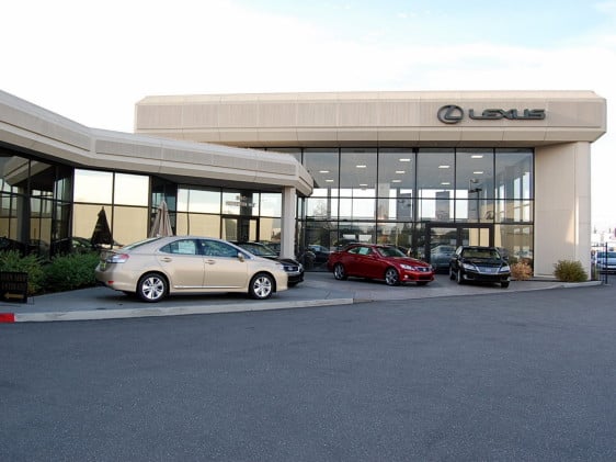 Putnam Lexus in Redwood, CA 94063