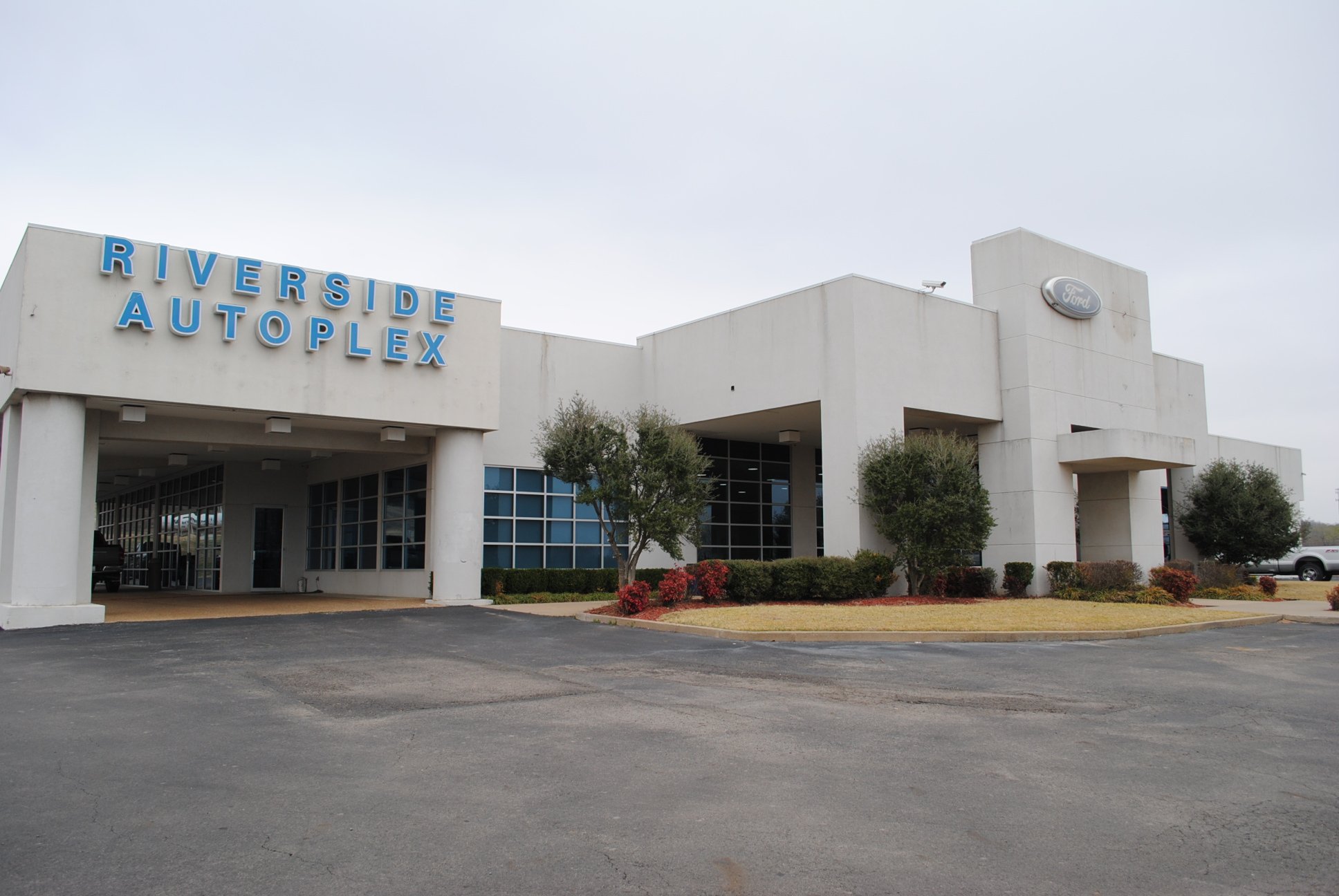 Riverside Autoplex of Poteau in Poteau, OK 74953