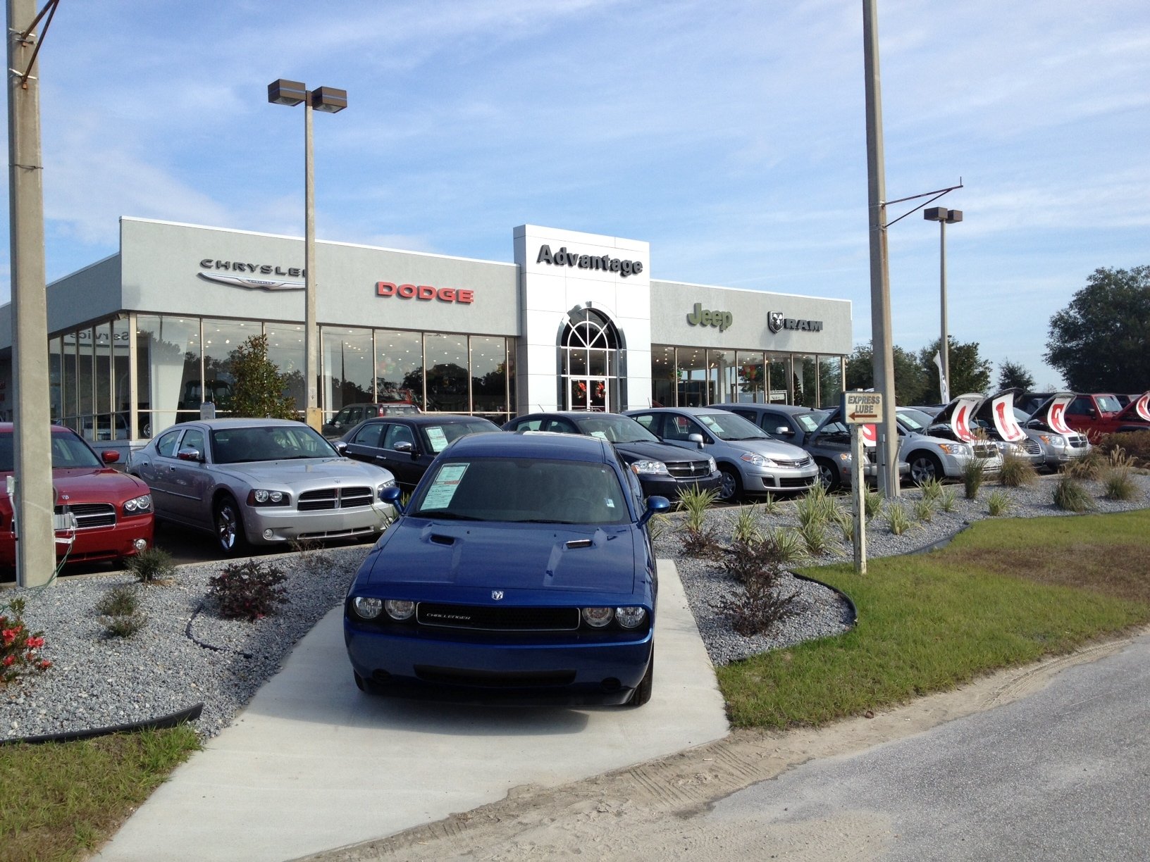 Advantage Chrysler Dodge Jeep RAM in Mount Dora, FL 32757
