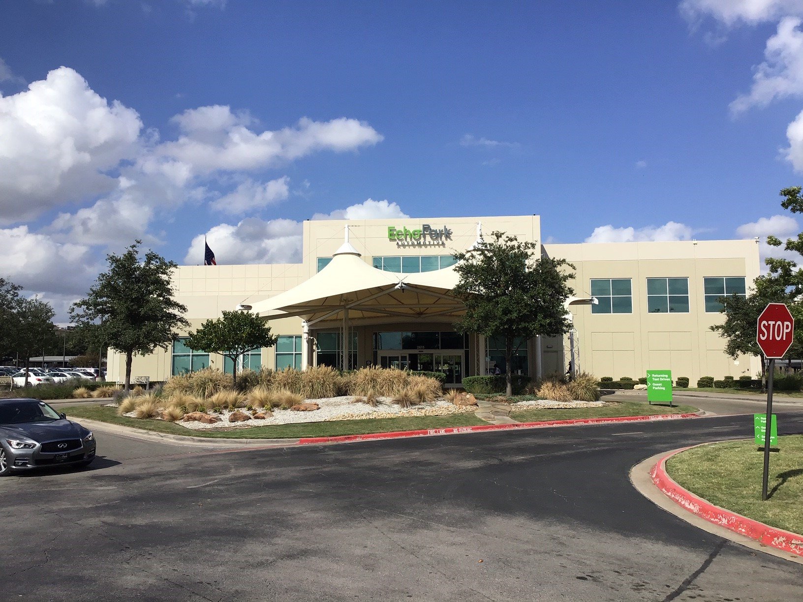 EchoPark Automotive Dallas (Grand Prairie) in Grand Prairie, TX 75052