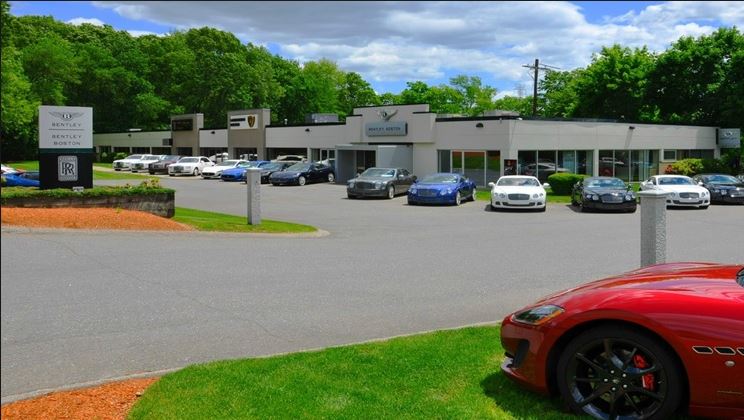 Herb Chambers Bentley Lamborghini RR Maserati Alfa Romeo of Bost in Wayland, MA 01778