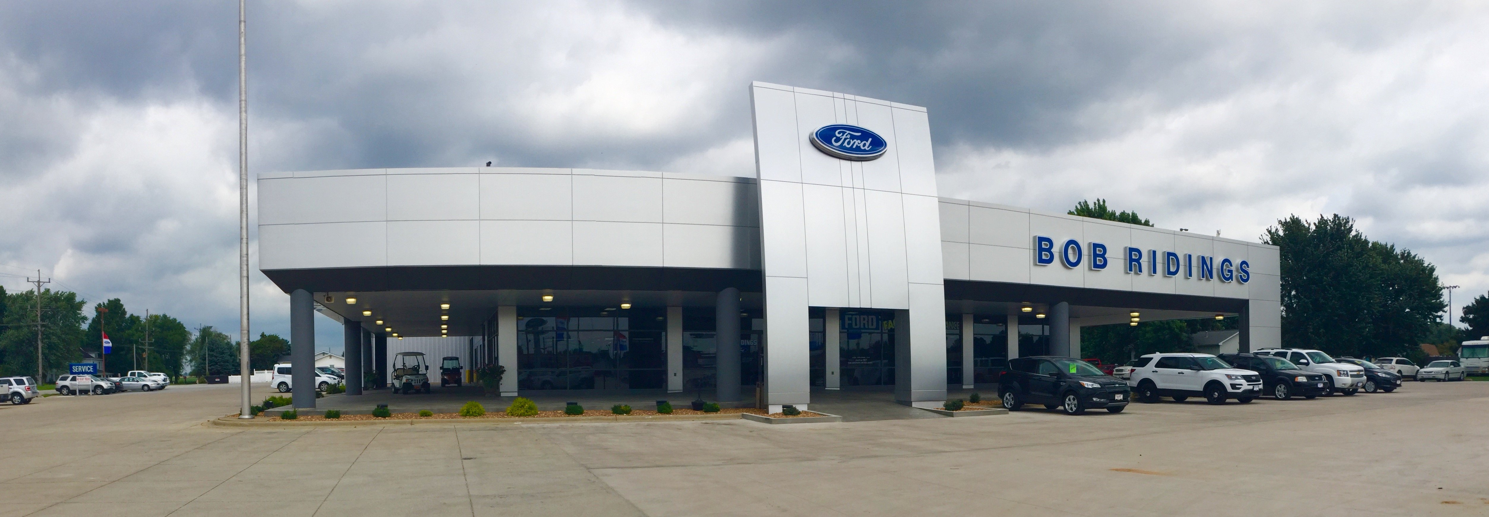 Bob Ridings Ford in Taylorville, IL 62568