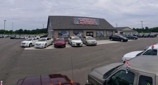 Showcase Auto Sales LLC in Chesaning, MI 48616