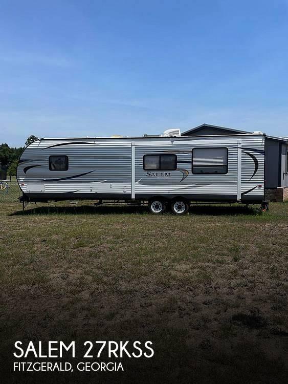 2017 Forest River Salem 27RKSS 33ft