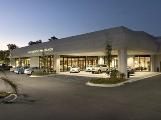 Hendrick Lexus Charleston in Charleston, SC 29414