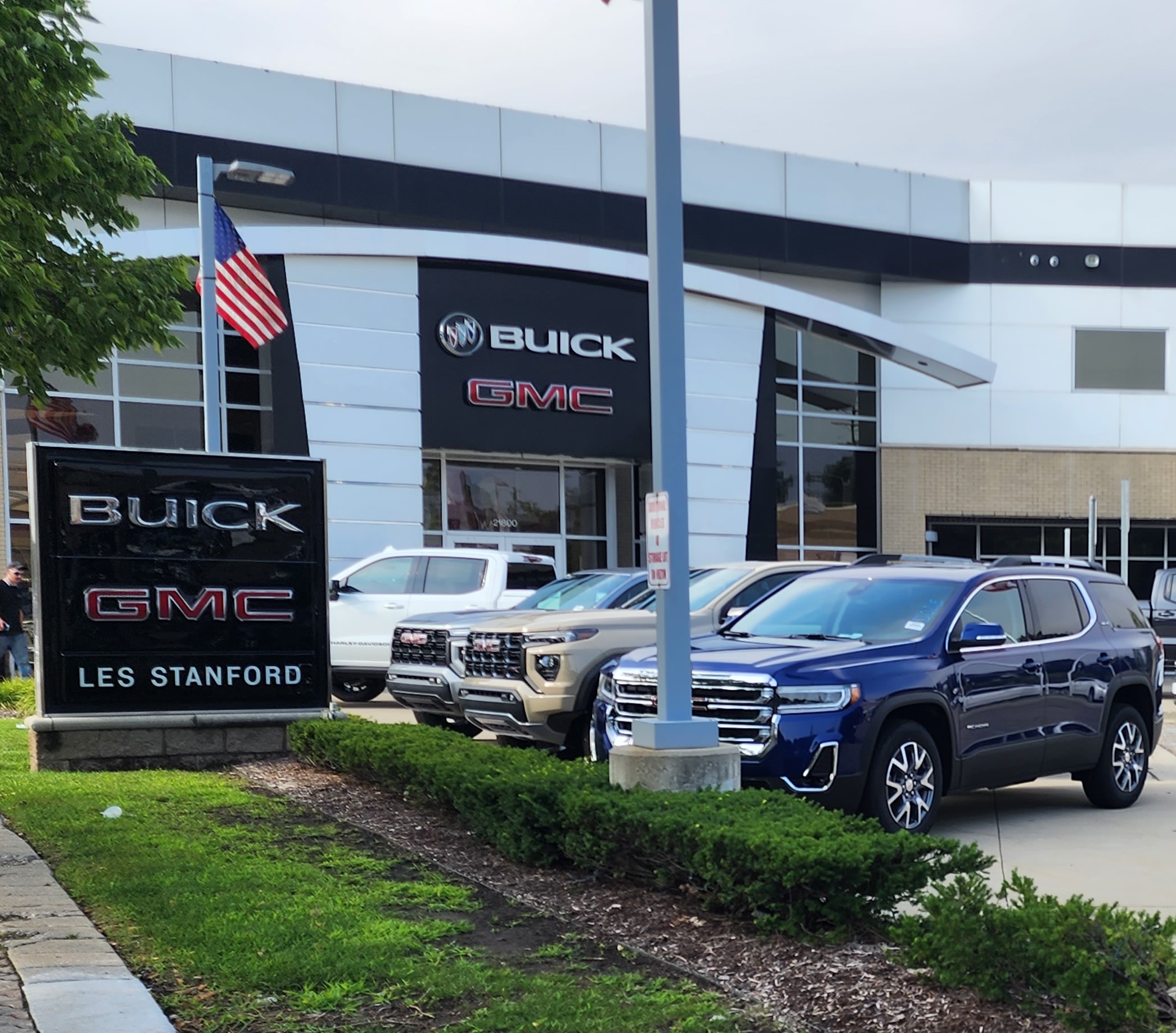 Les Stanford Buick GMC in Ferndale, MI 48220