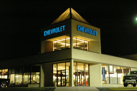 Suburban Chevrolet in Eden Prairie, MN 55344