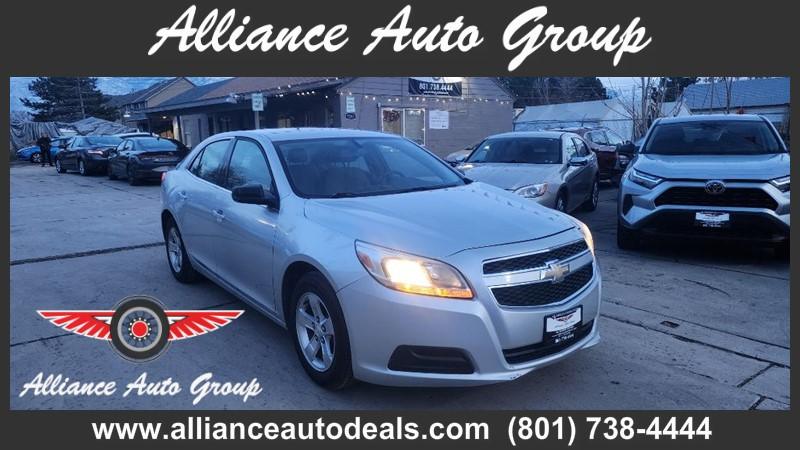 2013 CHEVROLET MALIBU LS Sedan for Sale