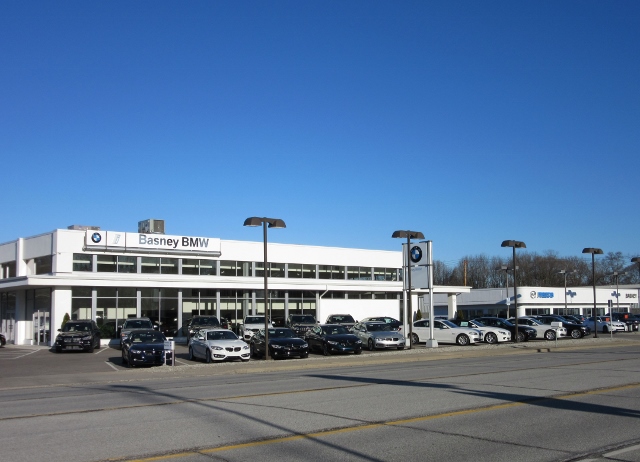 Basney BMW Mazda in South Bend, IN 46637