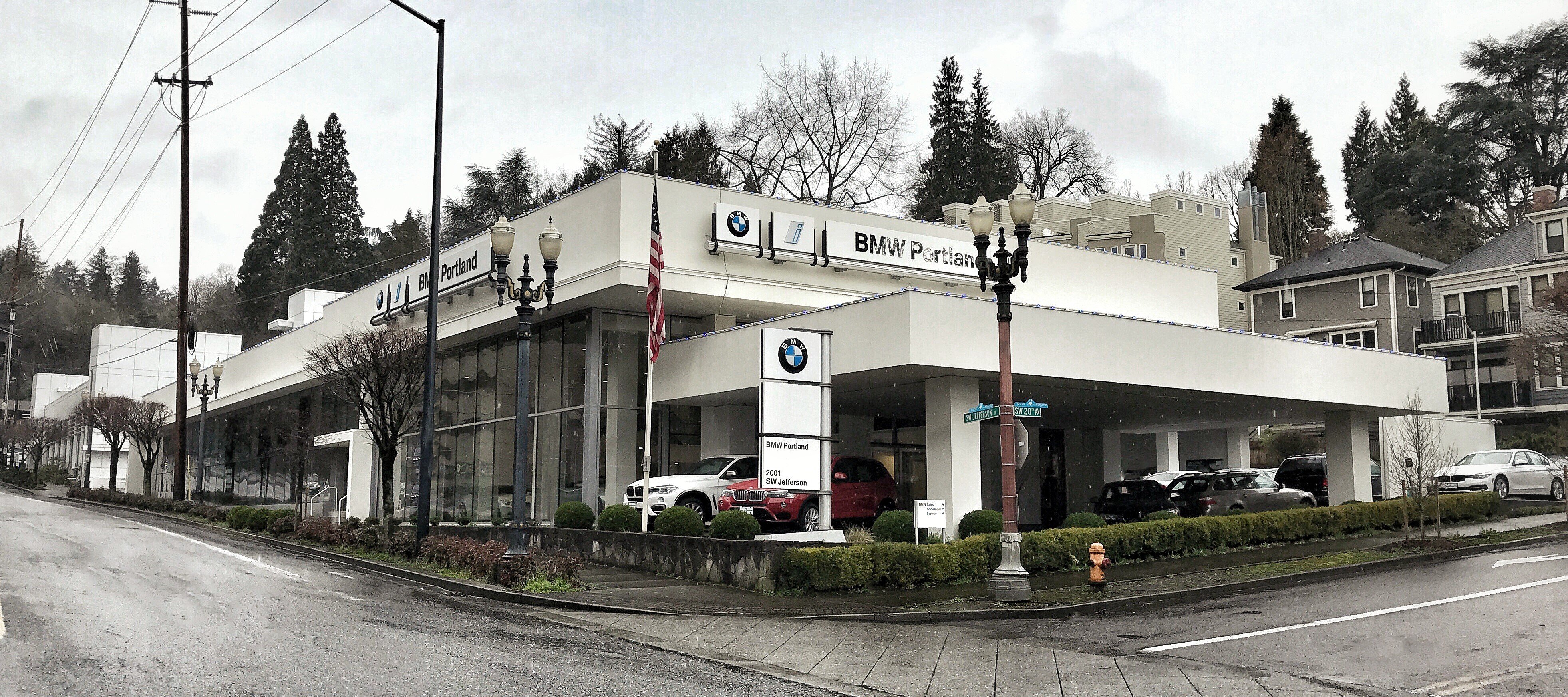 BMW Portland in Portland, OR 97201