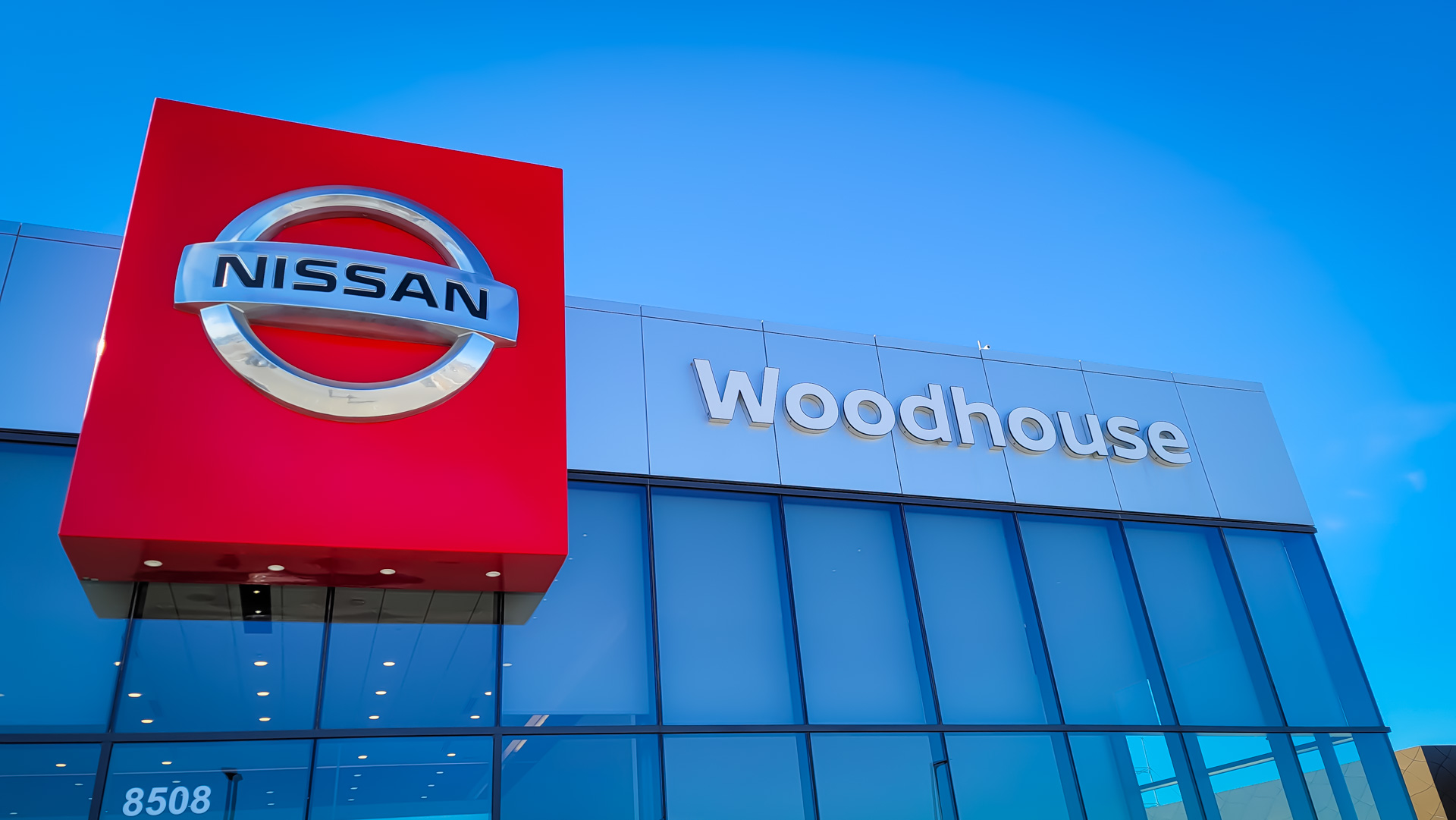 Woodhouse Place Nissan in Omaha, NE 68138