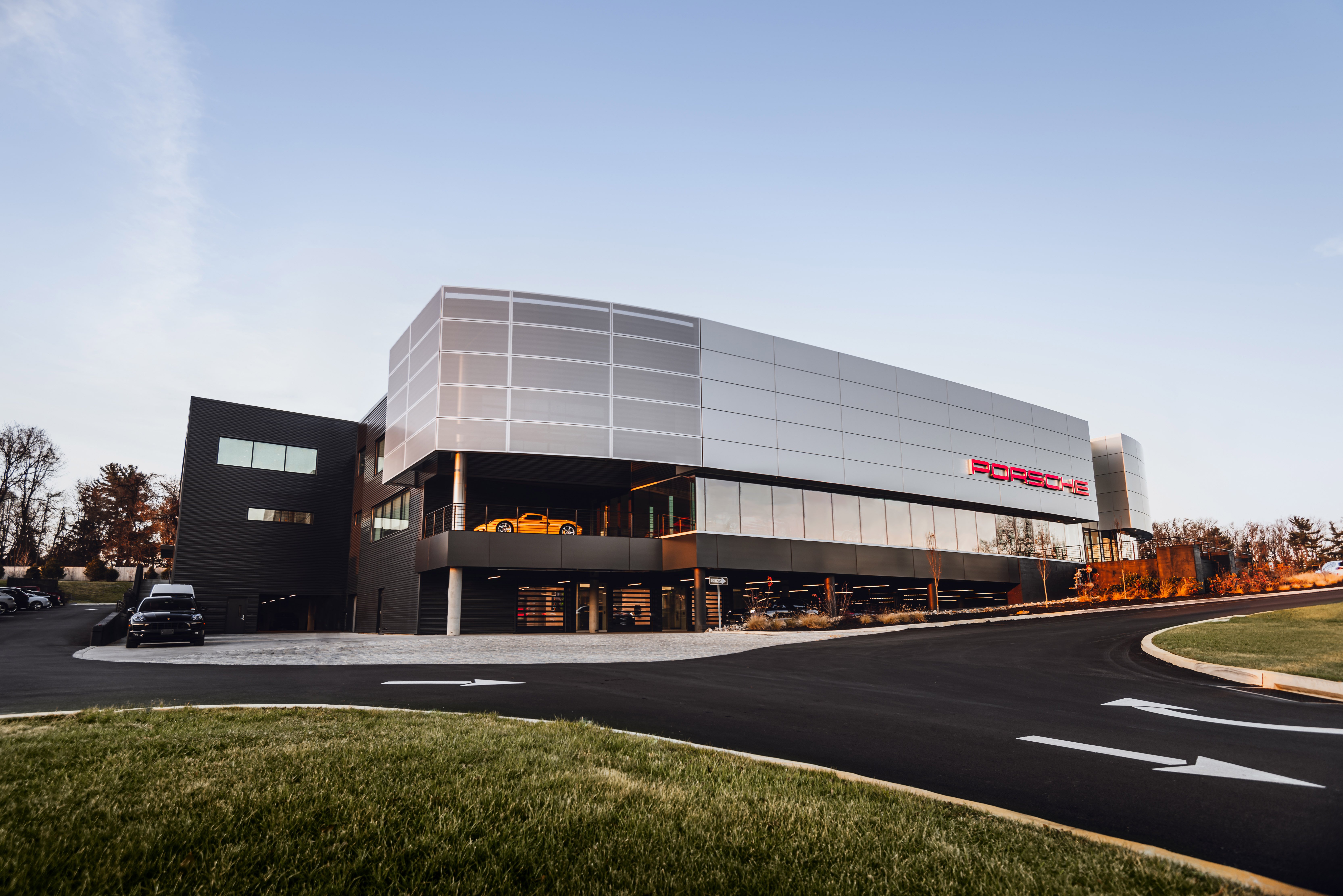 Porsche Main Line in Newtown Square, PA 19073