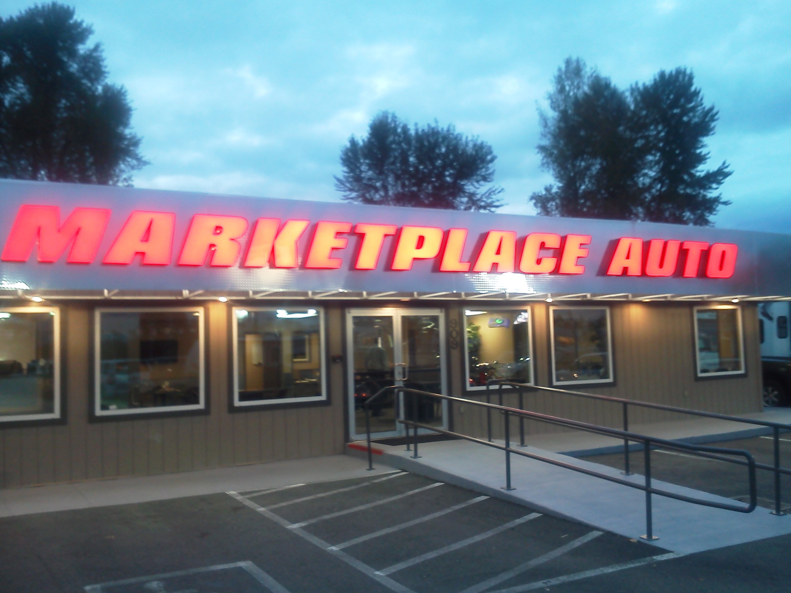 Market Place Auto in Puyallup, WA 98371
