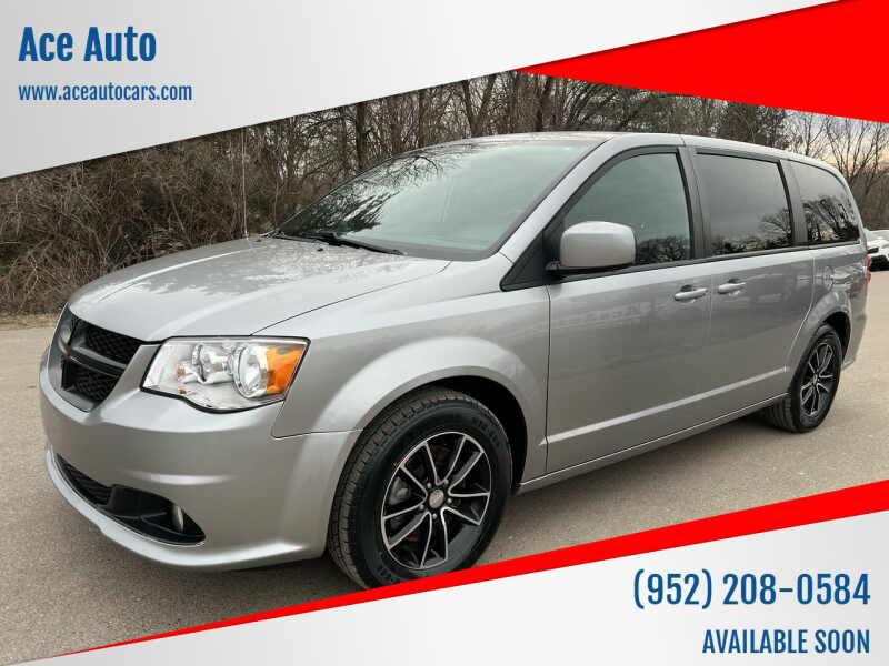 2018 Dodge grand caravan Silver, 72K miles for Sale