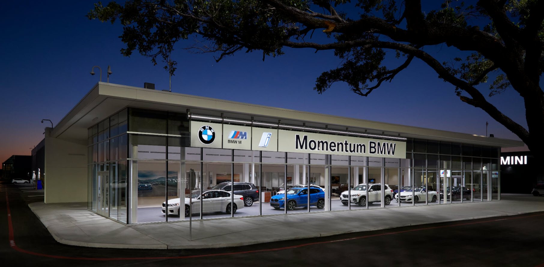 Momentum BMW MINI in Houston, TX 77074