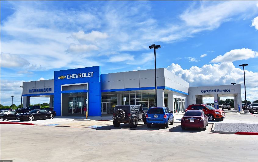 Richardson Bros Chevrolet in Floresville, TX 78114