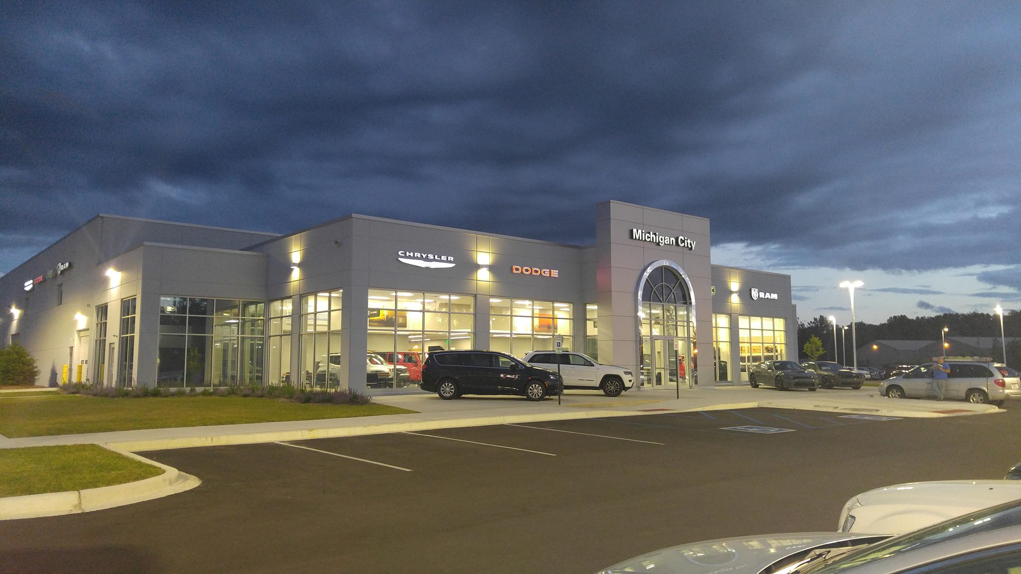 David Taylor Michigan City Chrysler Dodge Jeep Ram in Michigan, IN 46360