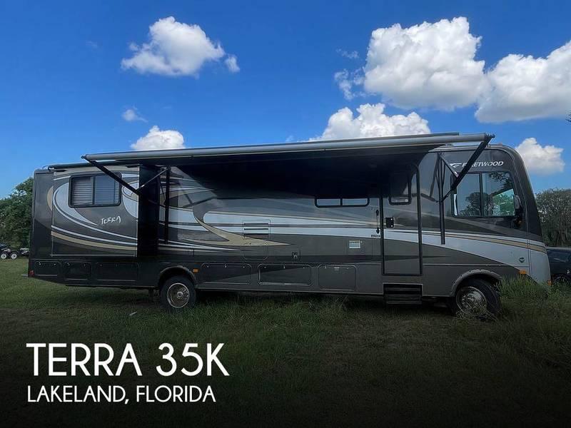 2013 Fleetwood Terra 35K 35ft for Sale