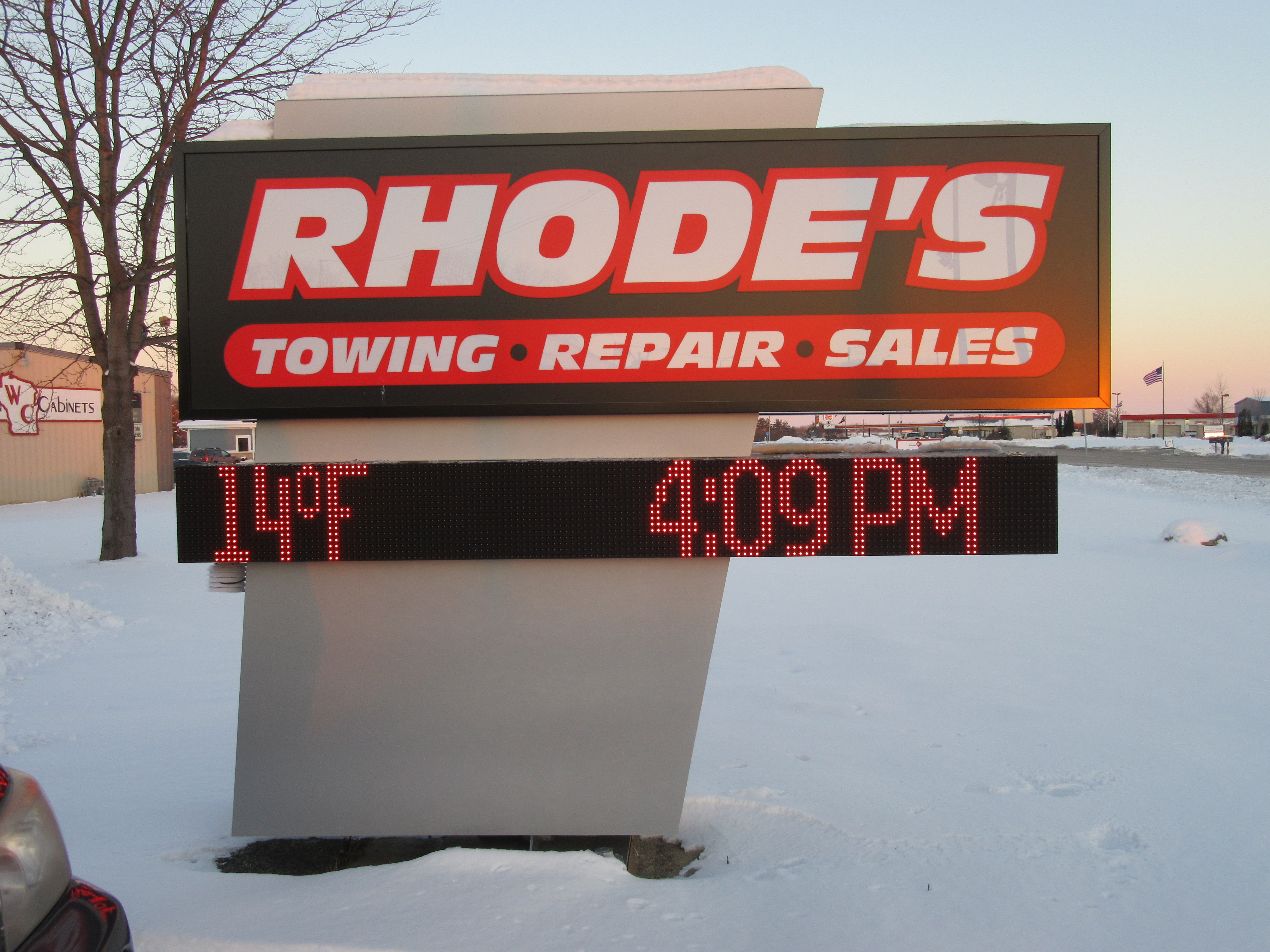 Rhode's Auto and Truck Sales in East Troy, WI 53120