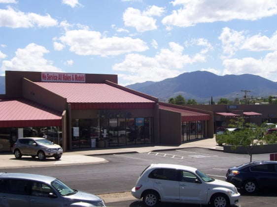 Horne Chrysler Dodge Jeep RAM Nissan in Globe, AZ 85501