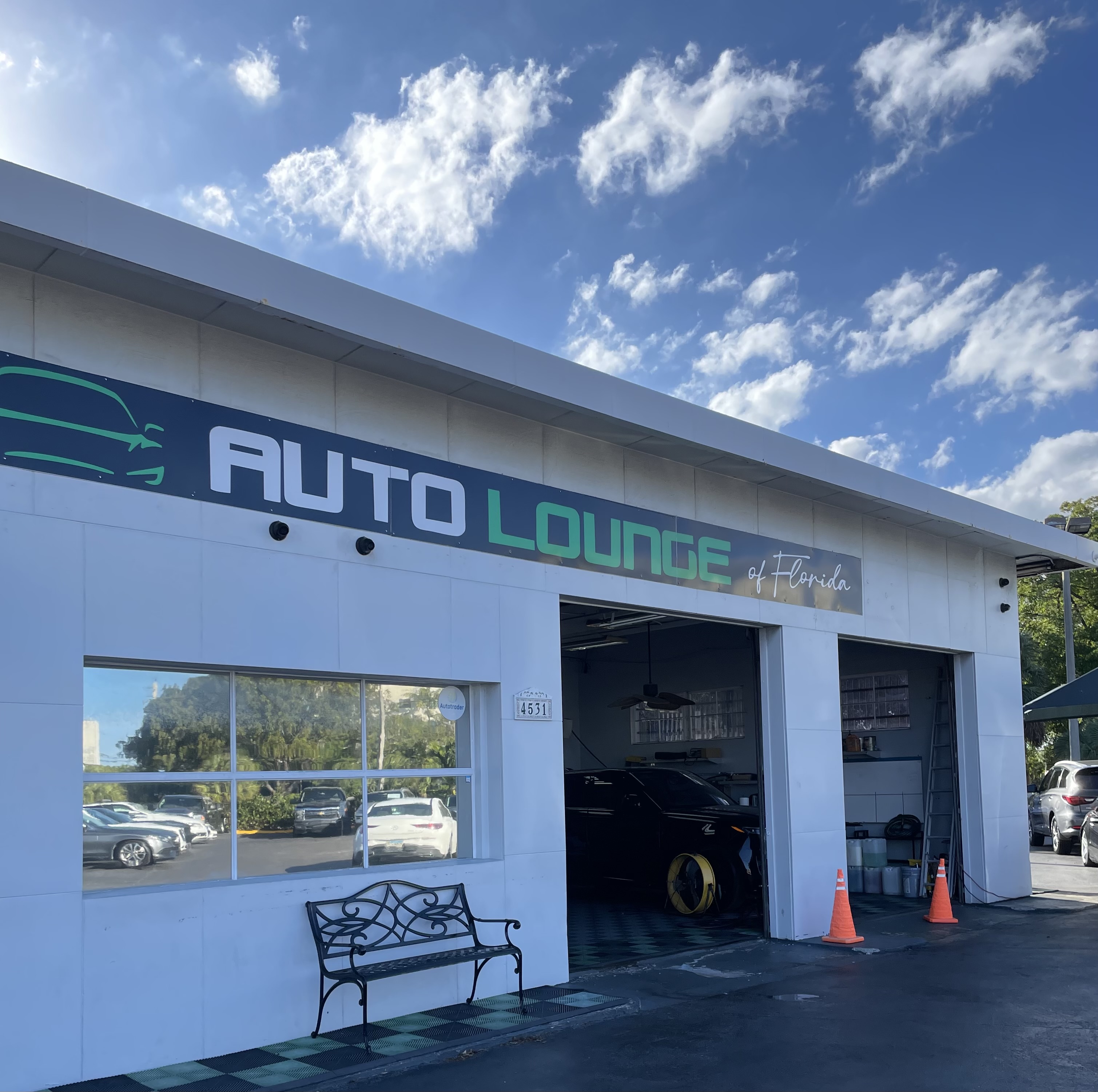 Auto Lounge Of Florida LLC in Pompano Beach, FL 33064
