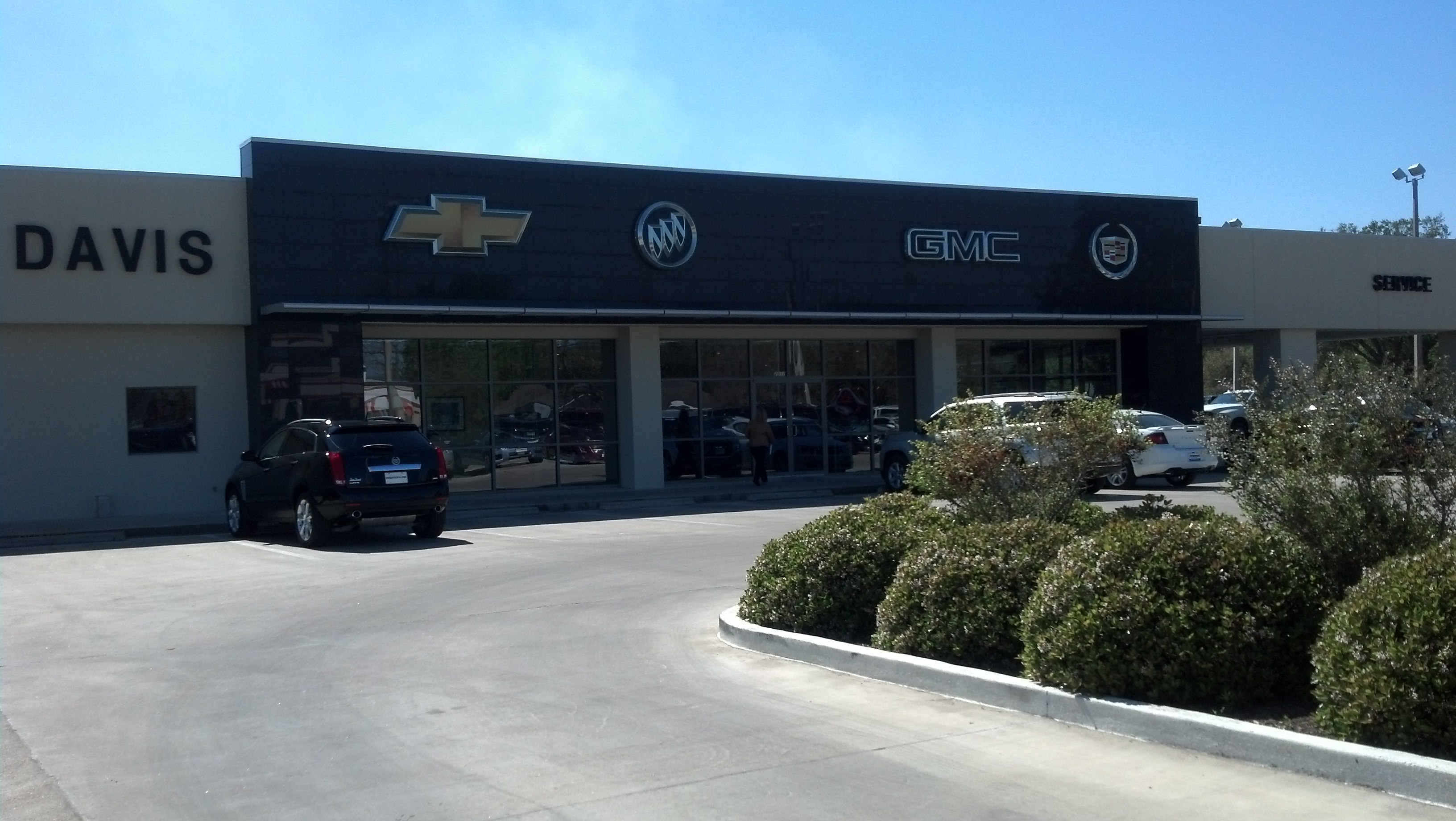 Don Davis Dealerships in El Campo, TX 77437