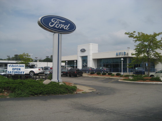 Avis Ford in Southfield, MI 48034