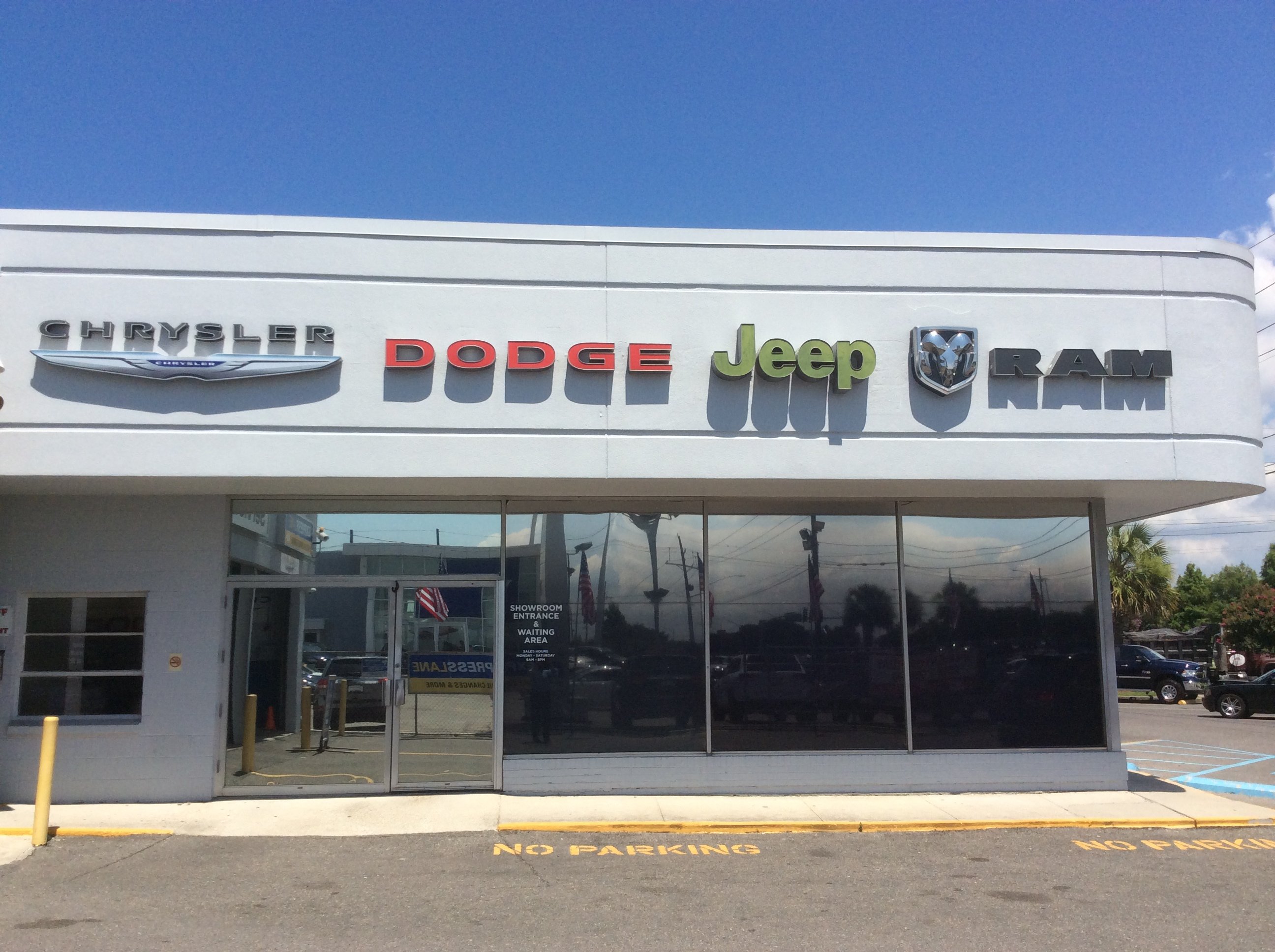 Bergeron Chrysler Dodge Jeep Ram in Metairie, LA 70002