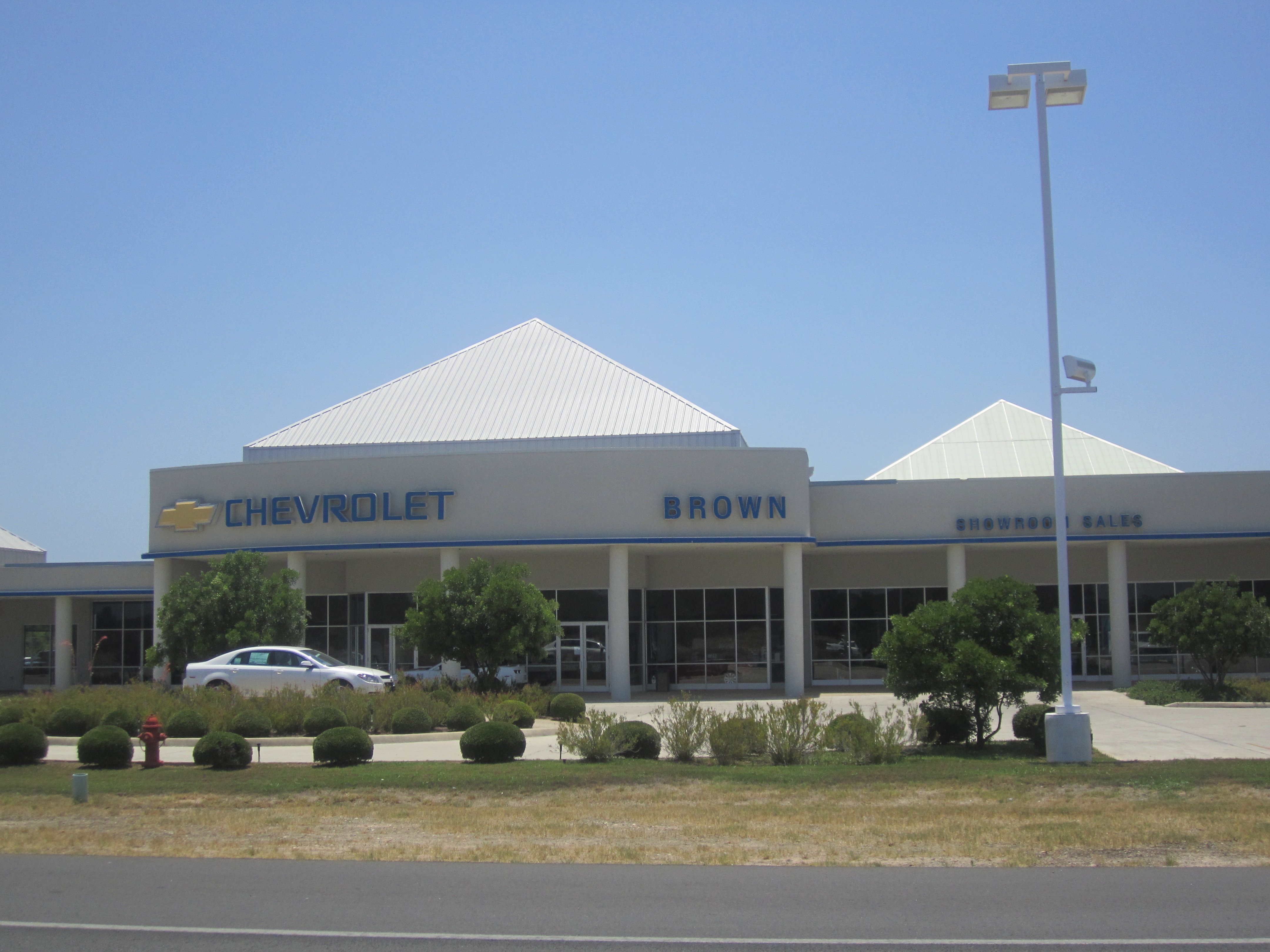 Brown Chevrolet in Devine, TX 78016